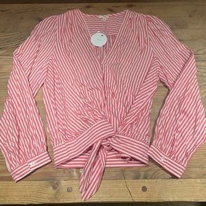 En Crème striped v-neck long sleeve blouse